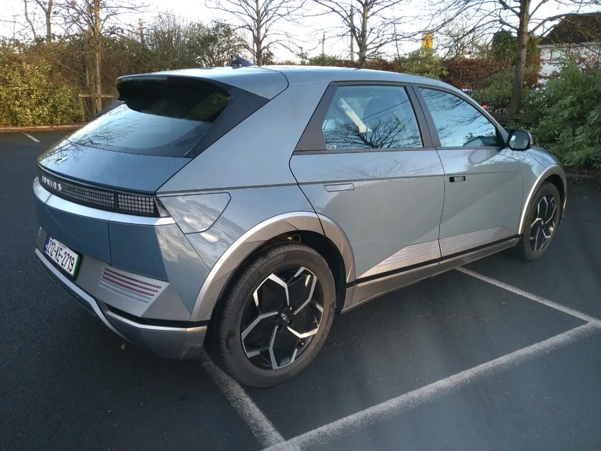 Hyundai IONIQ 5 Premium 73KWH - SOH 100% - Image 4