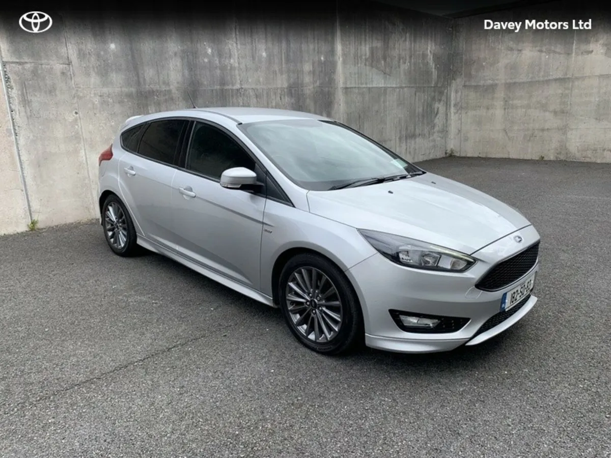 Ford Focus ST-LINE 1.0 ECOBOOST 125PS 6SPEED - Image 1
