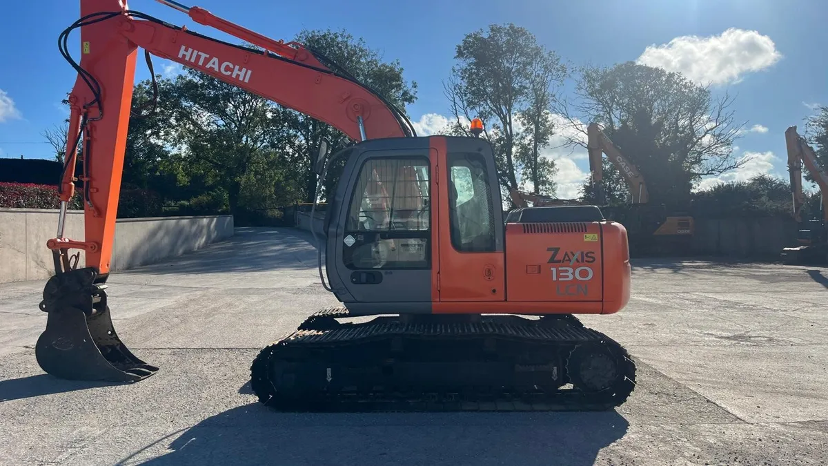 2008 Hitachi ZX 130 LC - Image 4