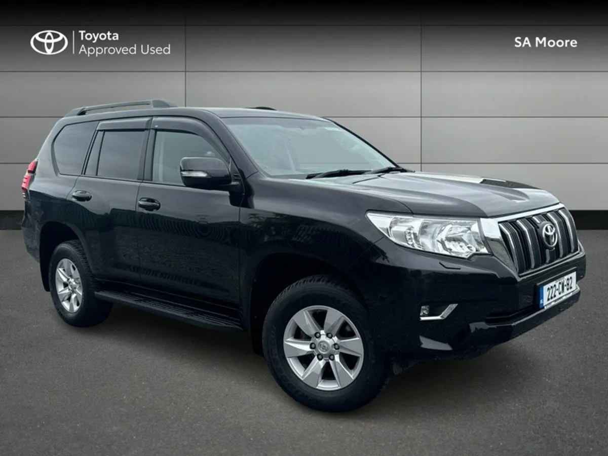 Toyota Land Cruiser 5 SEAT - BUSINESS - Image 1