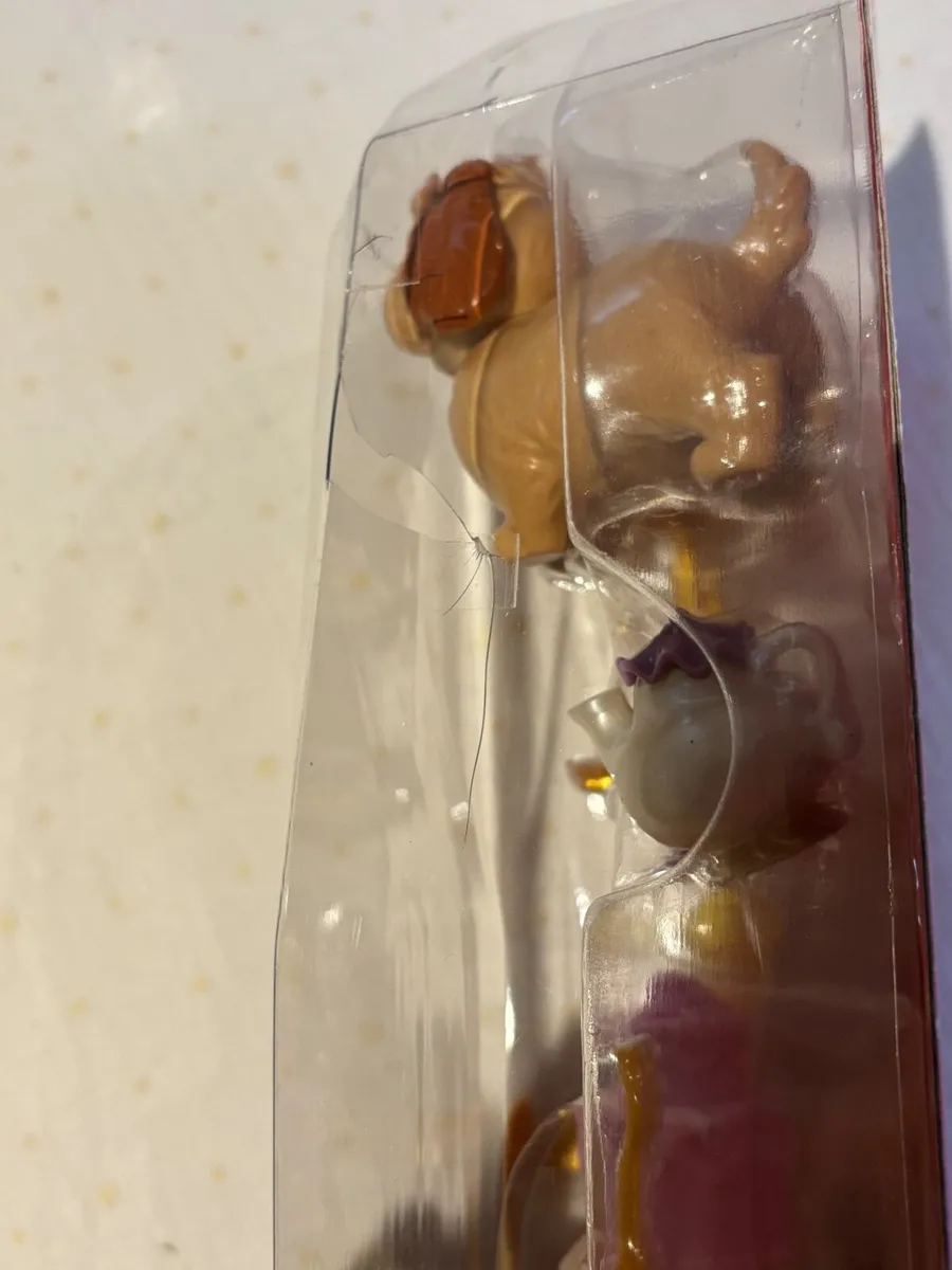 Disney Beauty and the Beast Belle playset - Image 3