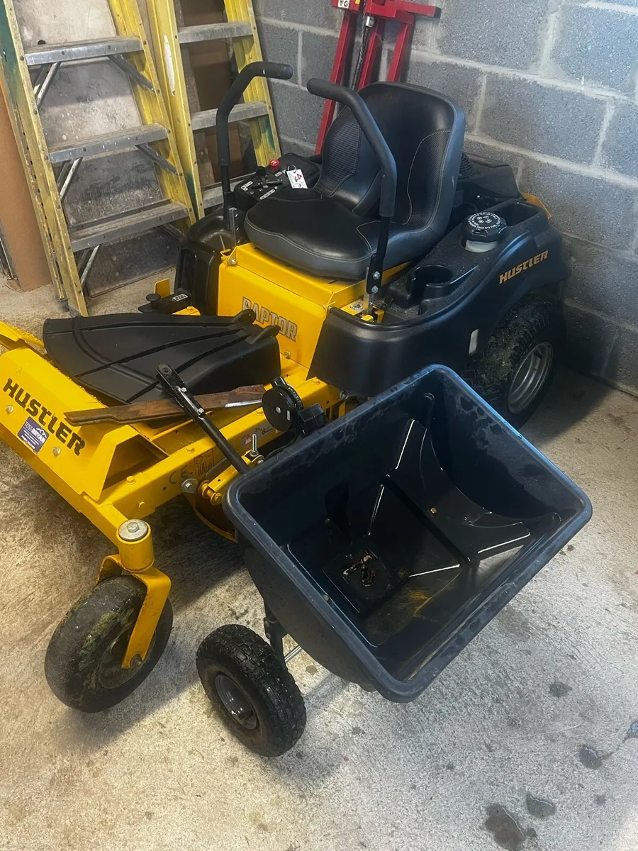 Hustler Raptor 42" Zero-Turn Mower Package - Image 2