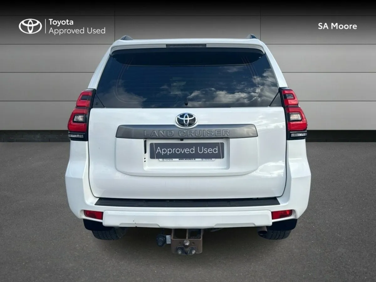 Toyota Land Cruiser 50th Edition with VAT - Image 4