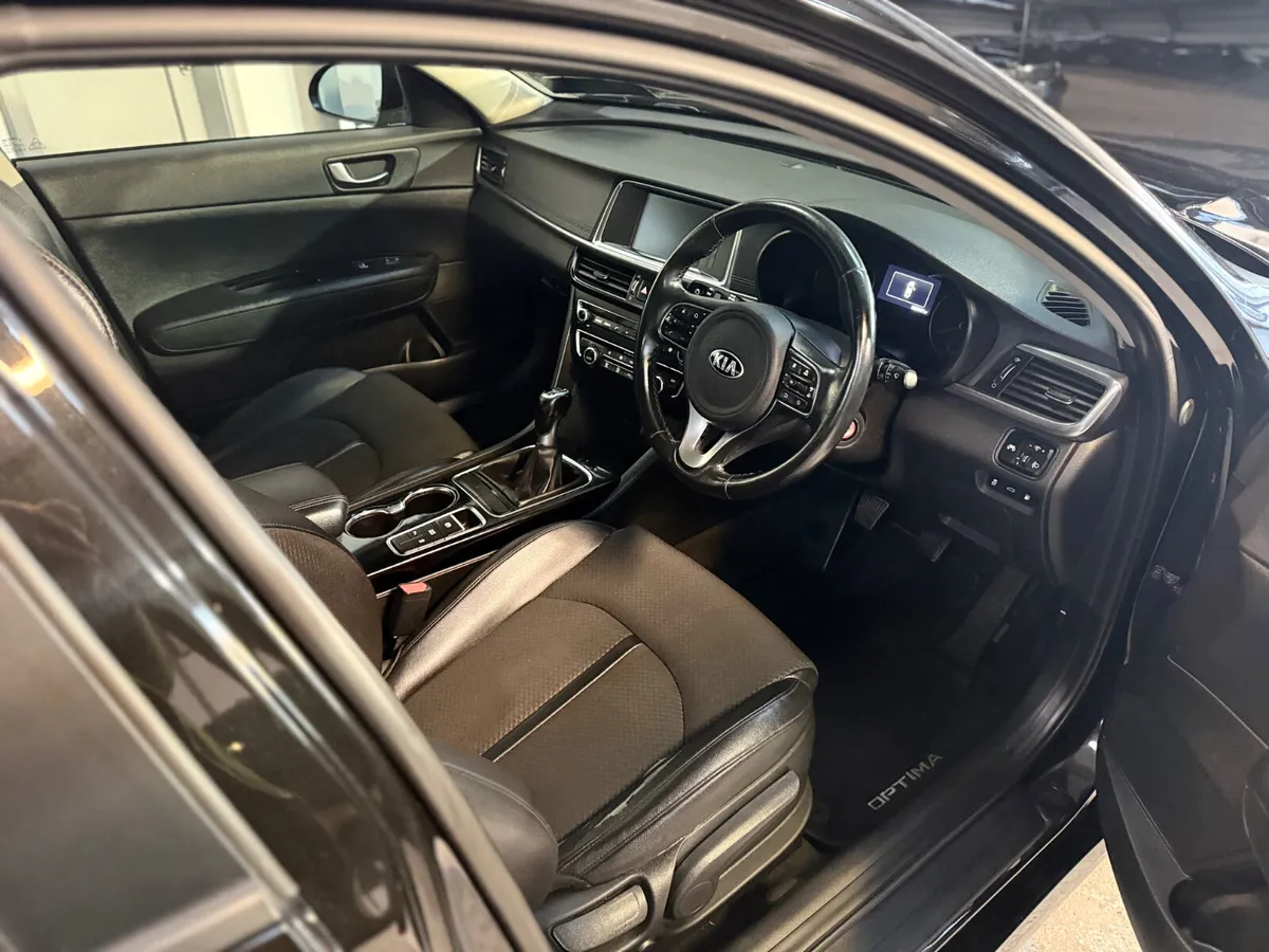 Kia Optima 2017. 1.7 EX - Image 4