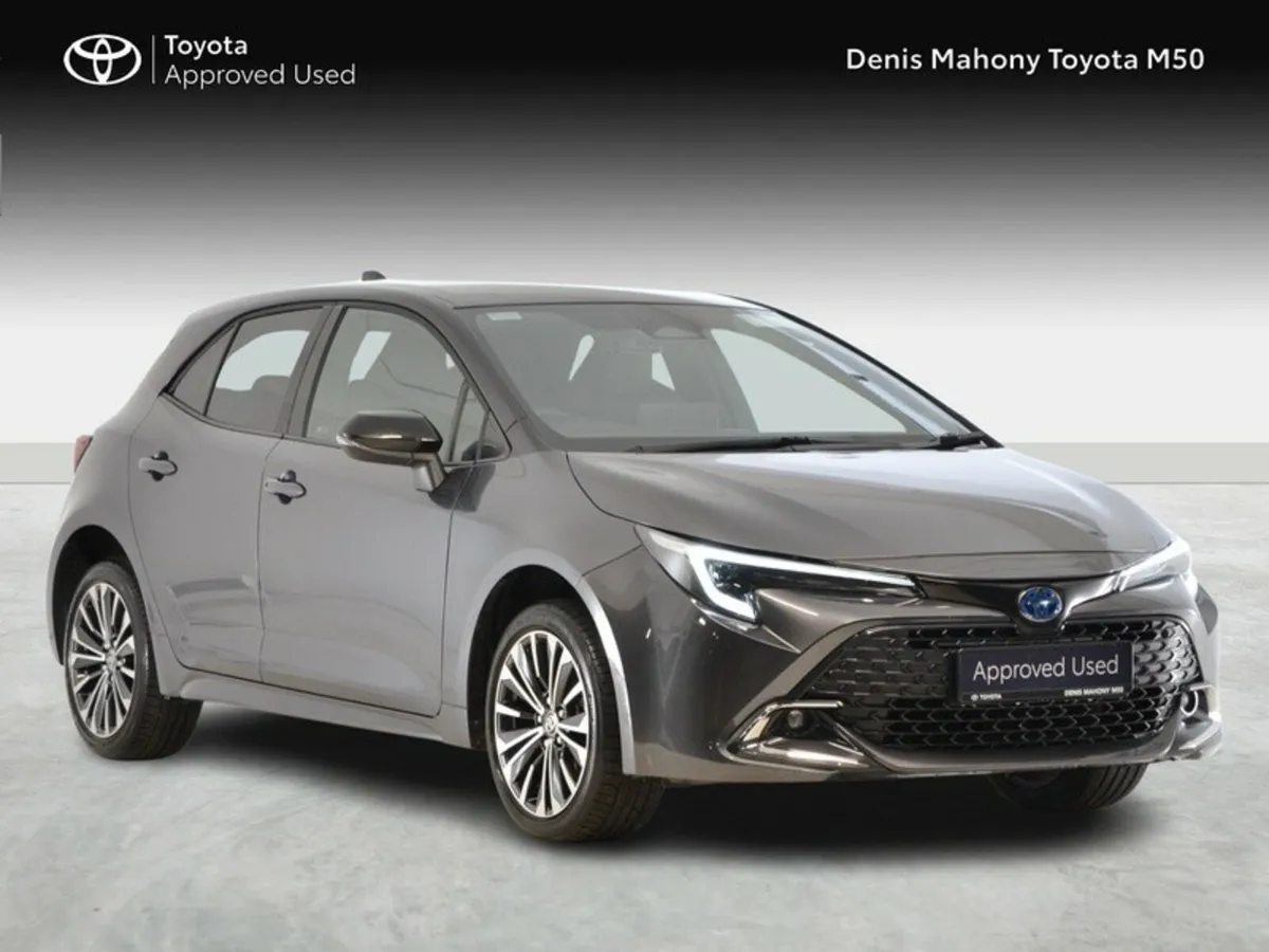 Toyota Corolla Hybrid Luna Sport Auto - Image 1