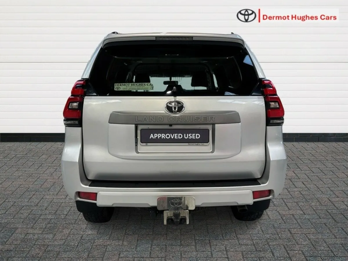 Toyota Land Cruiser LWB COMMERCIAL 4DR - Image 4