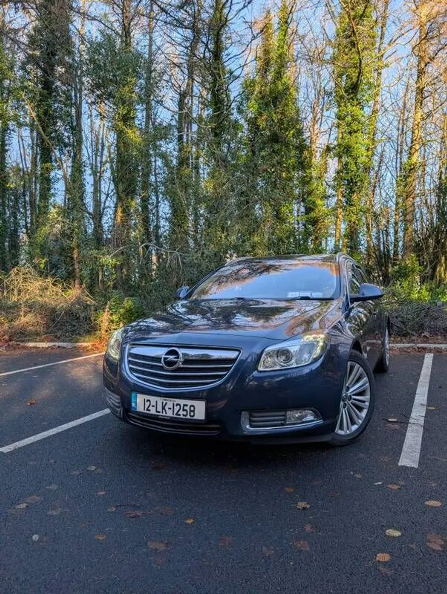 2012 Opel Insignia - Image 1