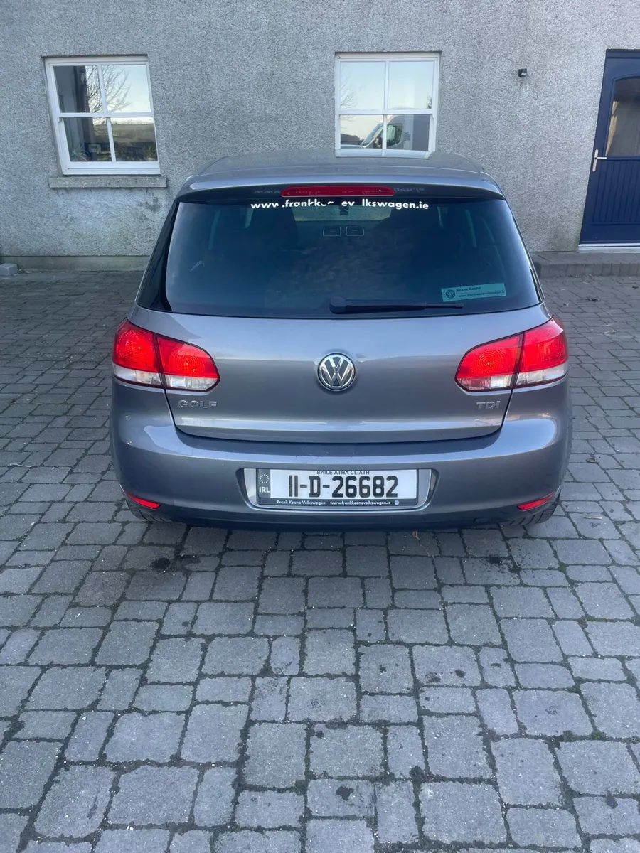 Volkswagen Golf - Image 4