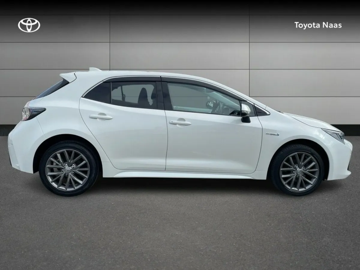 Toyota Corolla COROLLA HYBRID SOL H/B - Image 3