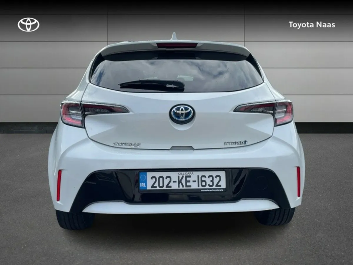 Toyota Corolla COROLLA HYBRID SOL H/B - Image 4