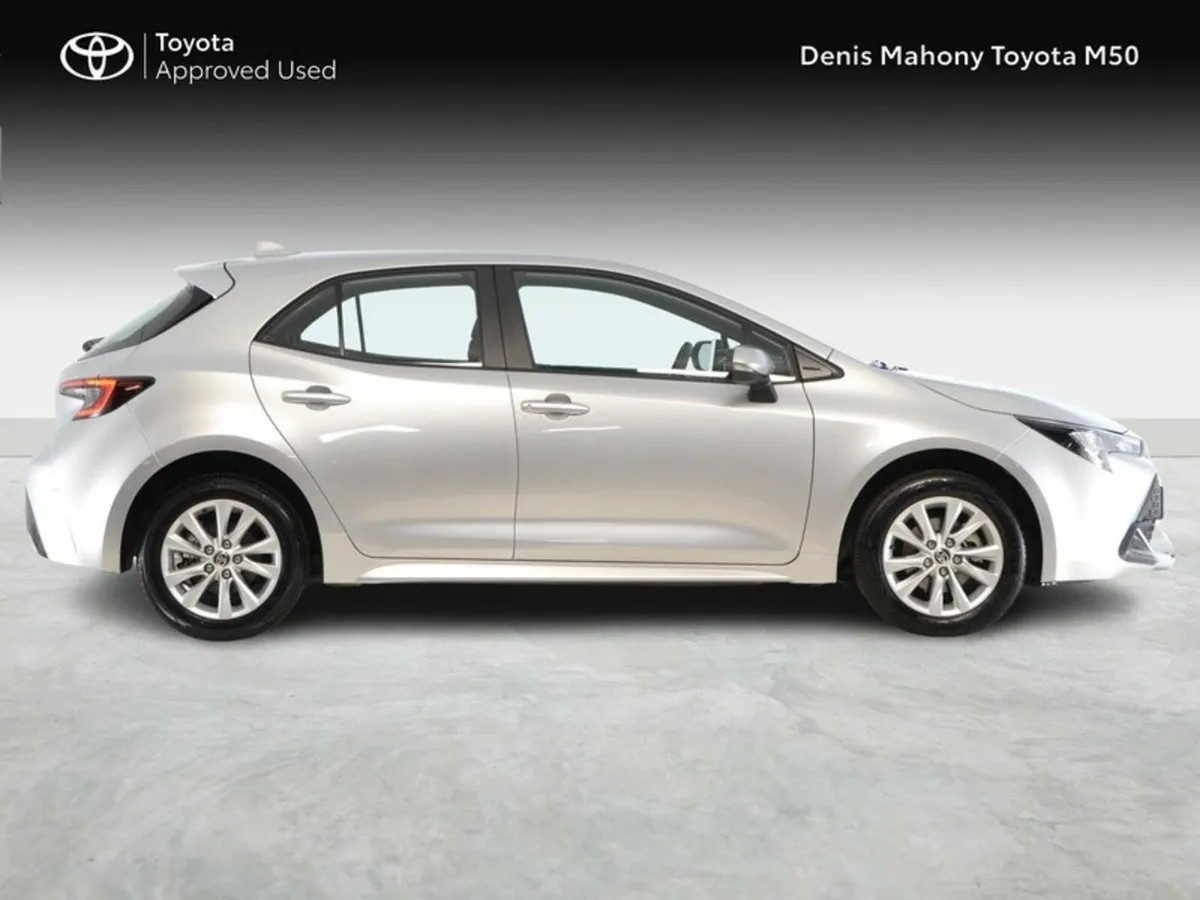 Toyota Corolla Luna Hybrid Auto - Image 3