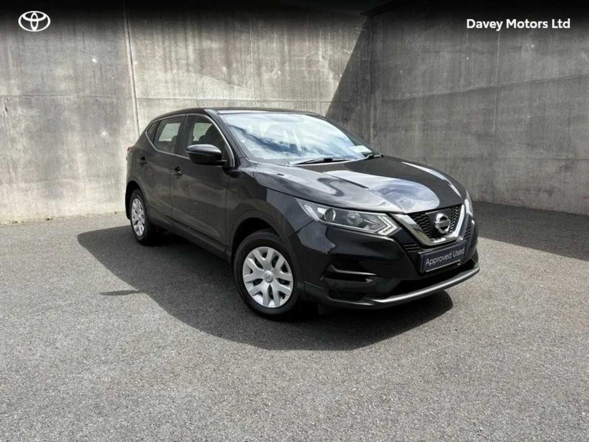 Nissan Qashqai 1.2 XE 18 4DR - Image 1