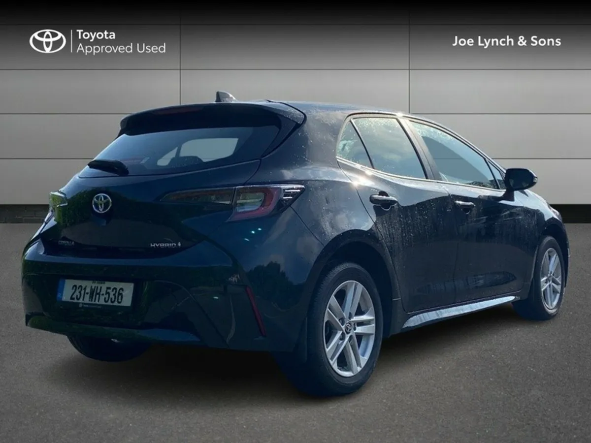 Toyota Corolla COROLLA HYBRID LUNA H/B - Image 2