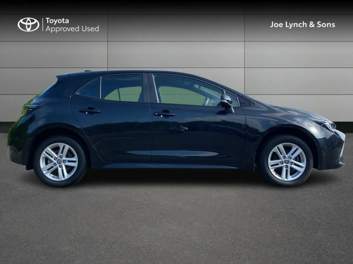 Toyota Corolla COROLLA HYBRID LUNA H/B - Image 3