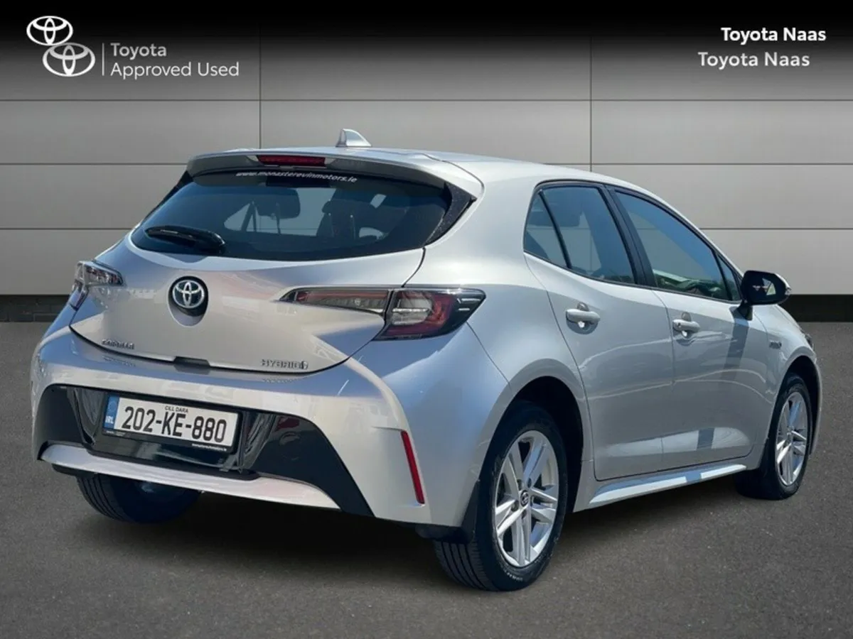 Toyota Corolla COROLLA HYBRID LUNA H/B - Image 2