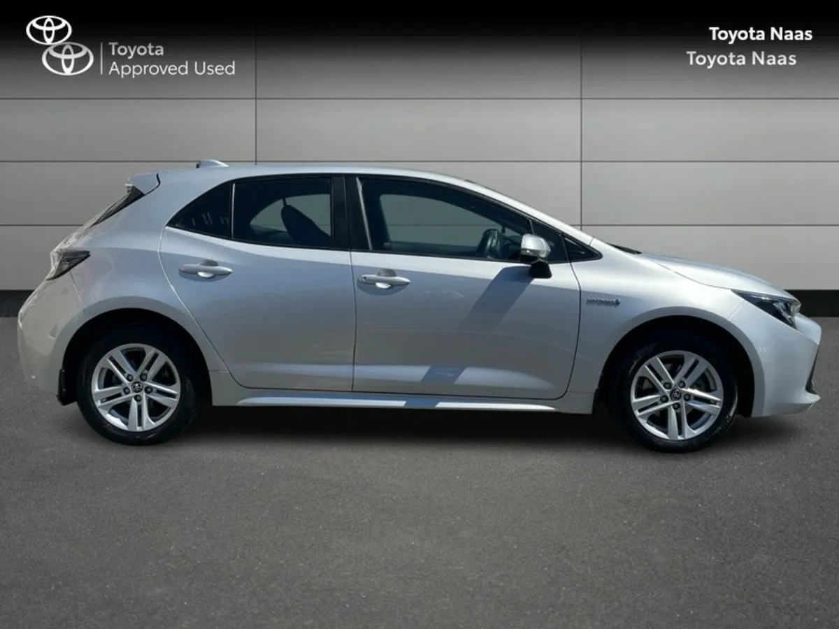Toyota Corolla COROLLA HYBRID LUNA H/B - Image 3