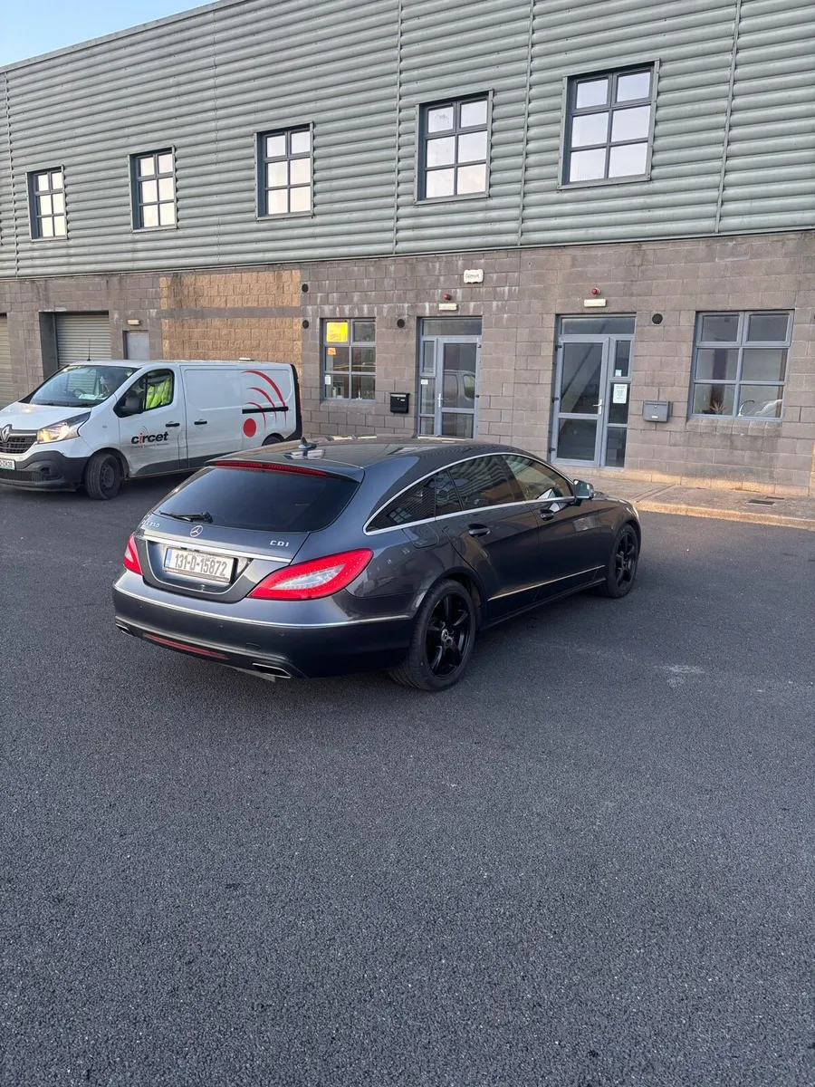 Mercedes Cls 350 cdi  shooting brake - Image 3
