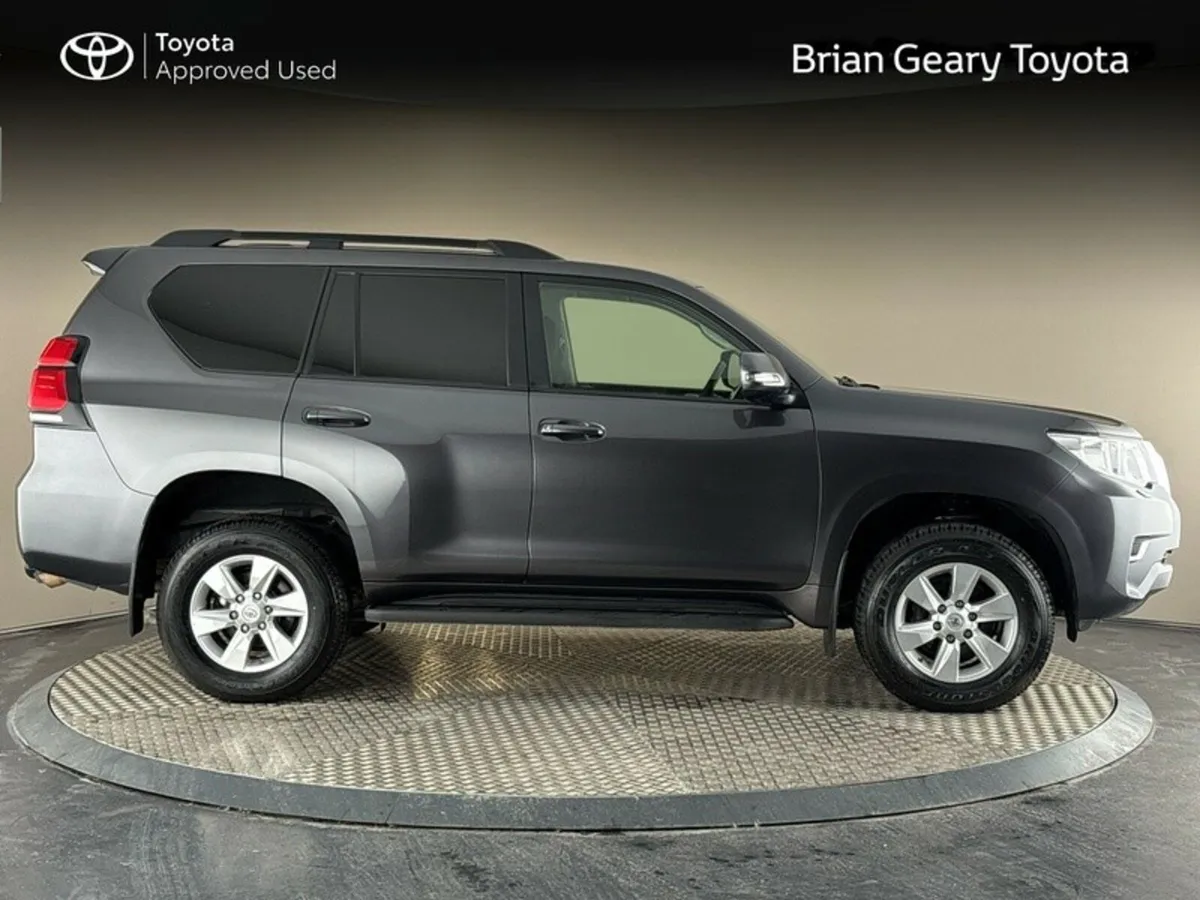 Toyota Land Cruiser LWB COMMERCIAL AUTO - Image 3
