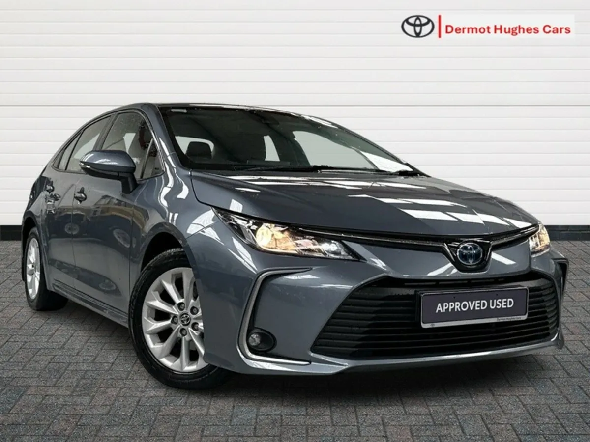 Toyota Corolla HYBRID LUNA 4DR AUTO - Image 1