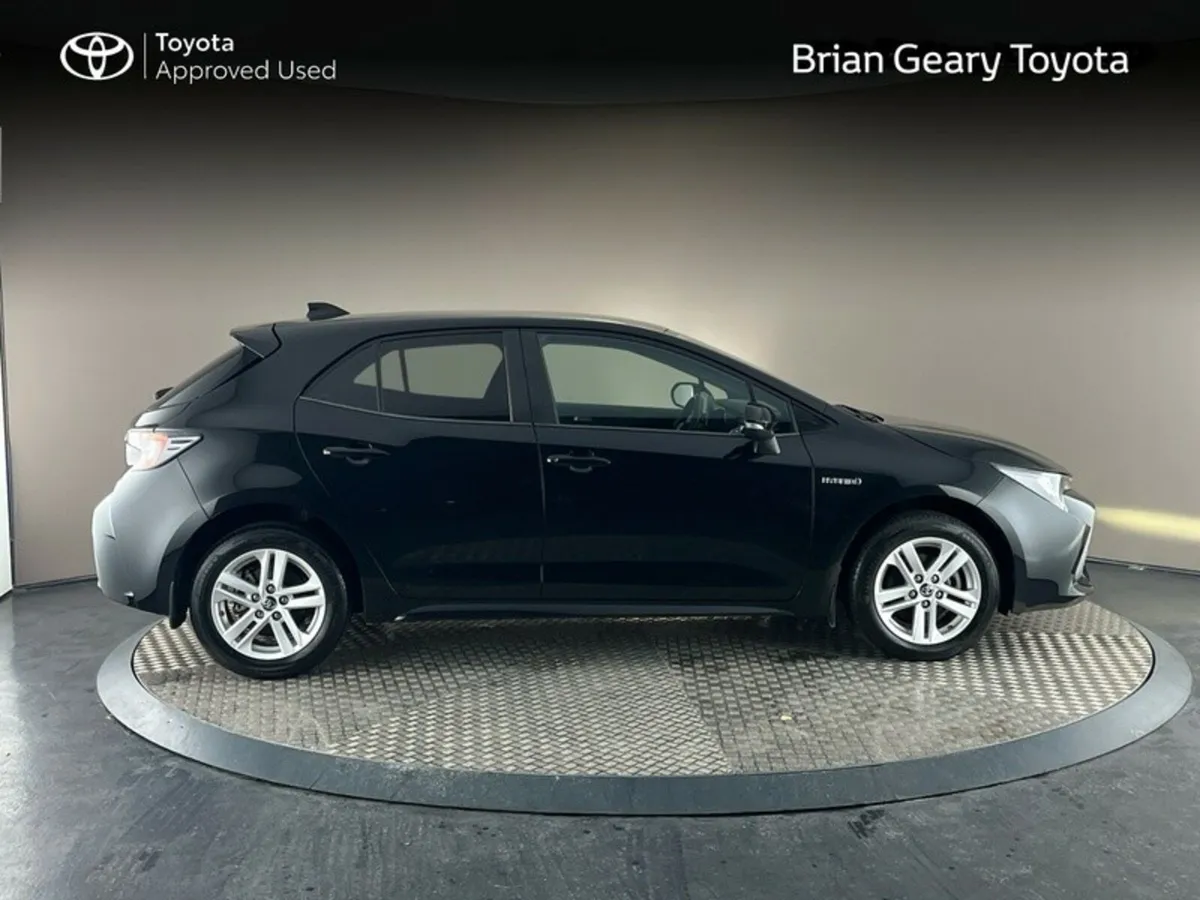 Toyota Corolla HYBRID LUNA H/B - Image 3