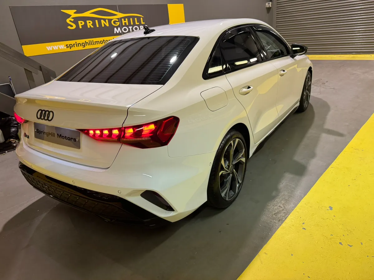 2025 Audi A3 2.0 TDI 35 S-Line Black Edition 115PS - Image 3