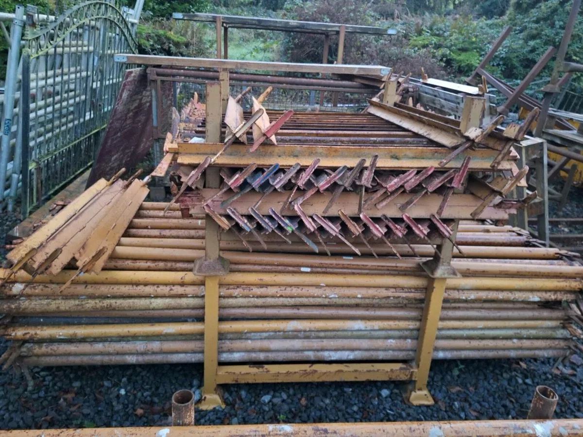Scaffolding for sale - Image 3