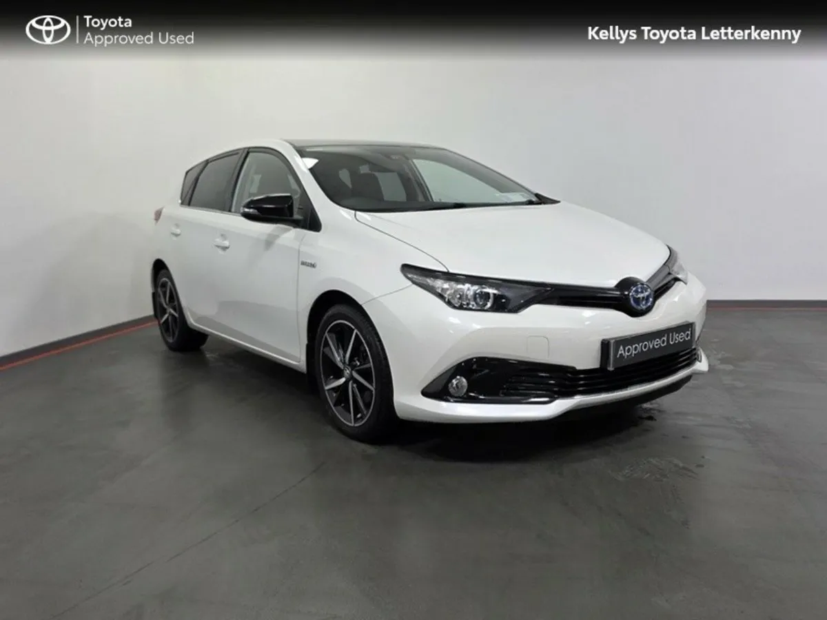 Toyota Auris AURIS HYBRID LUNA SPORT #100 - Image 1