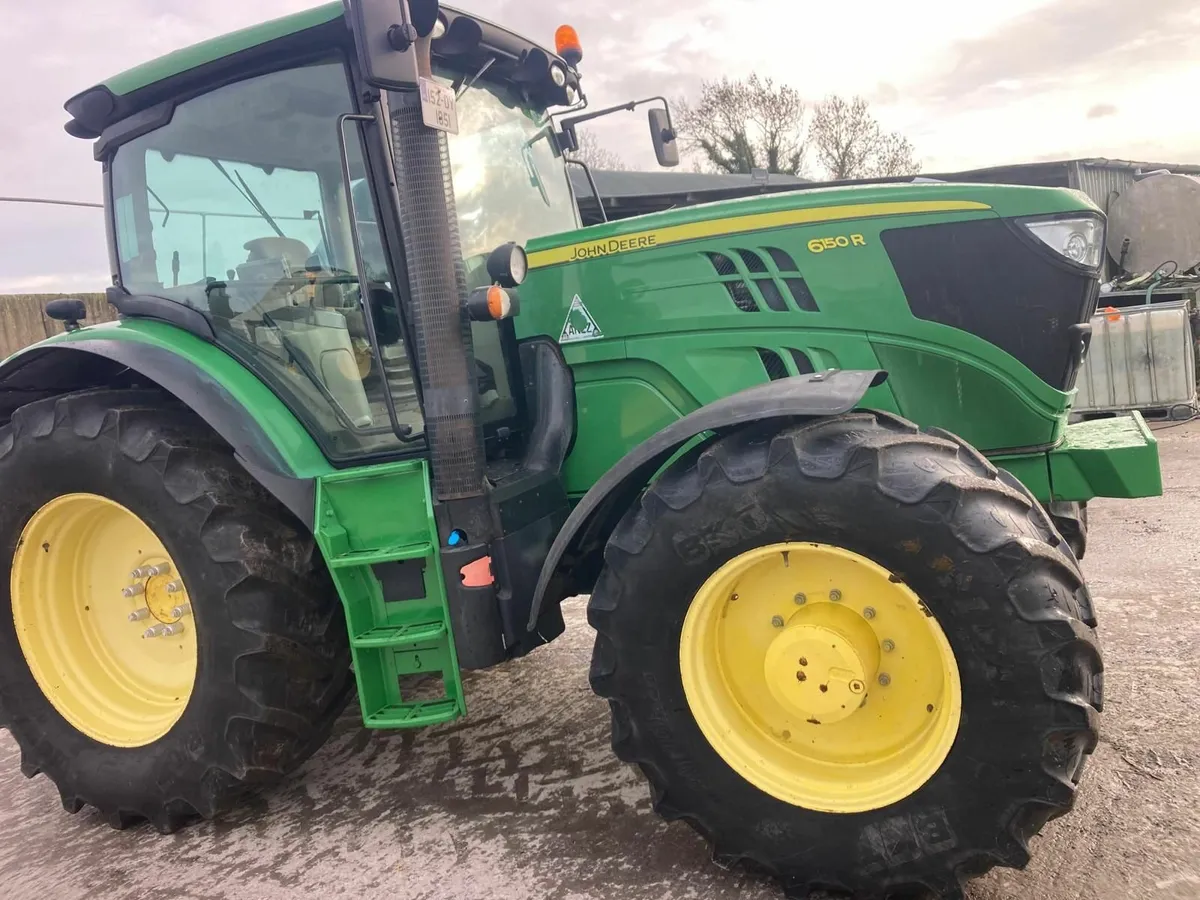 2015 John Deere 6150R - Image 1