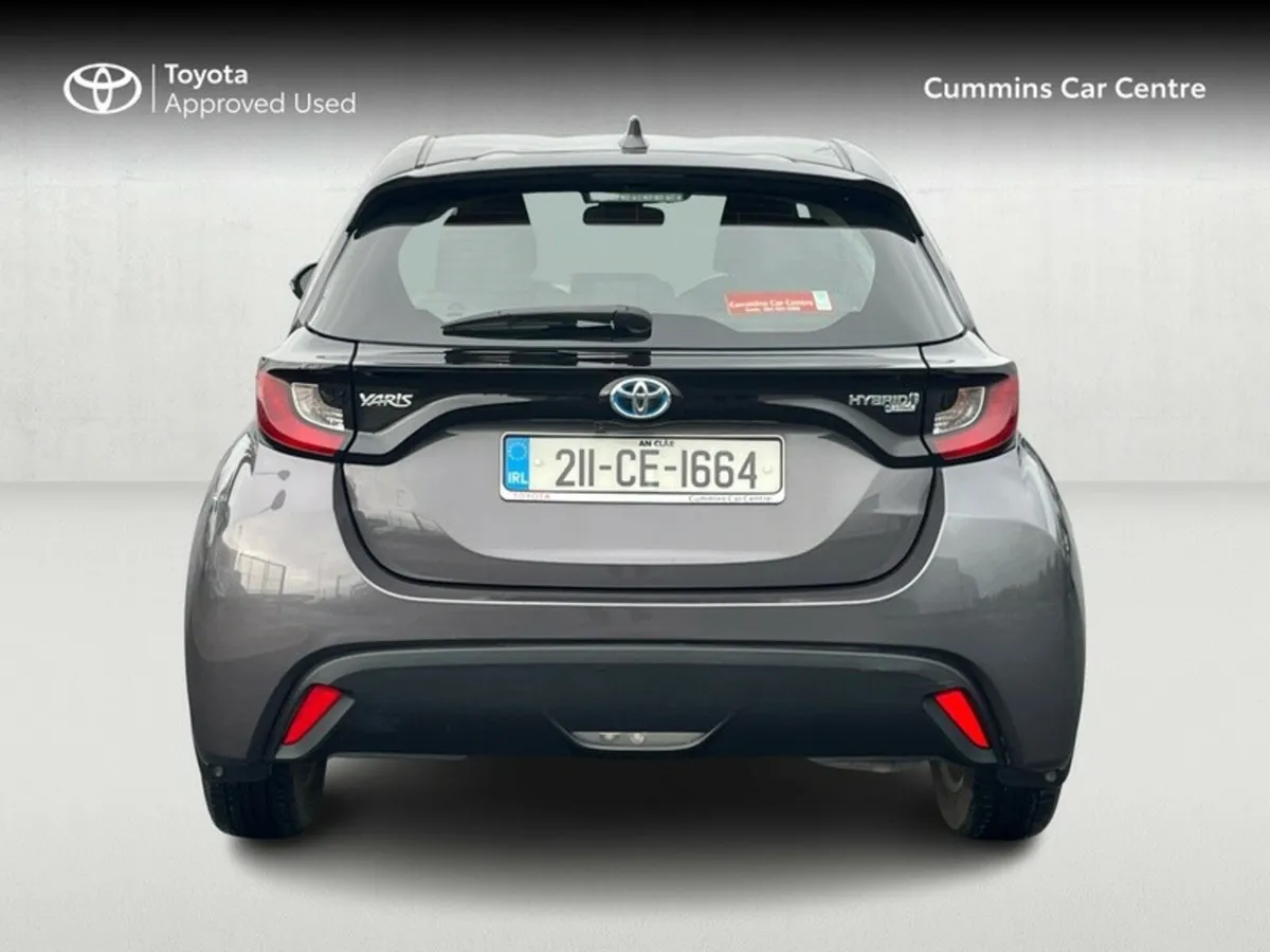 Toyota Yaris HYBRID LUNA 4DR AUTO - Image 4