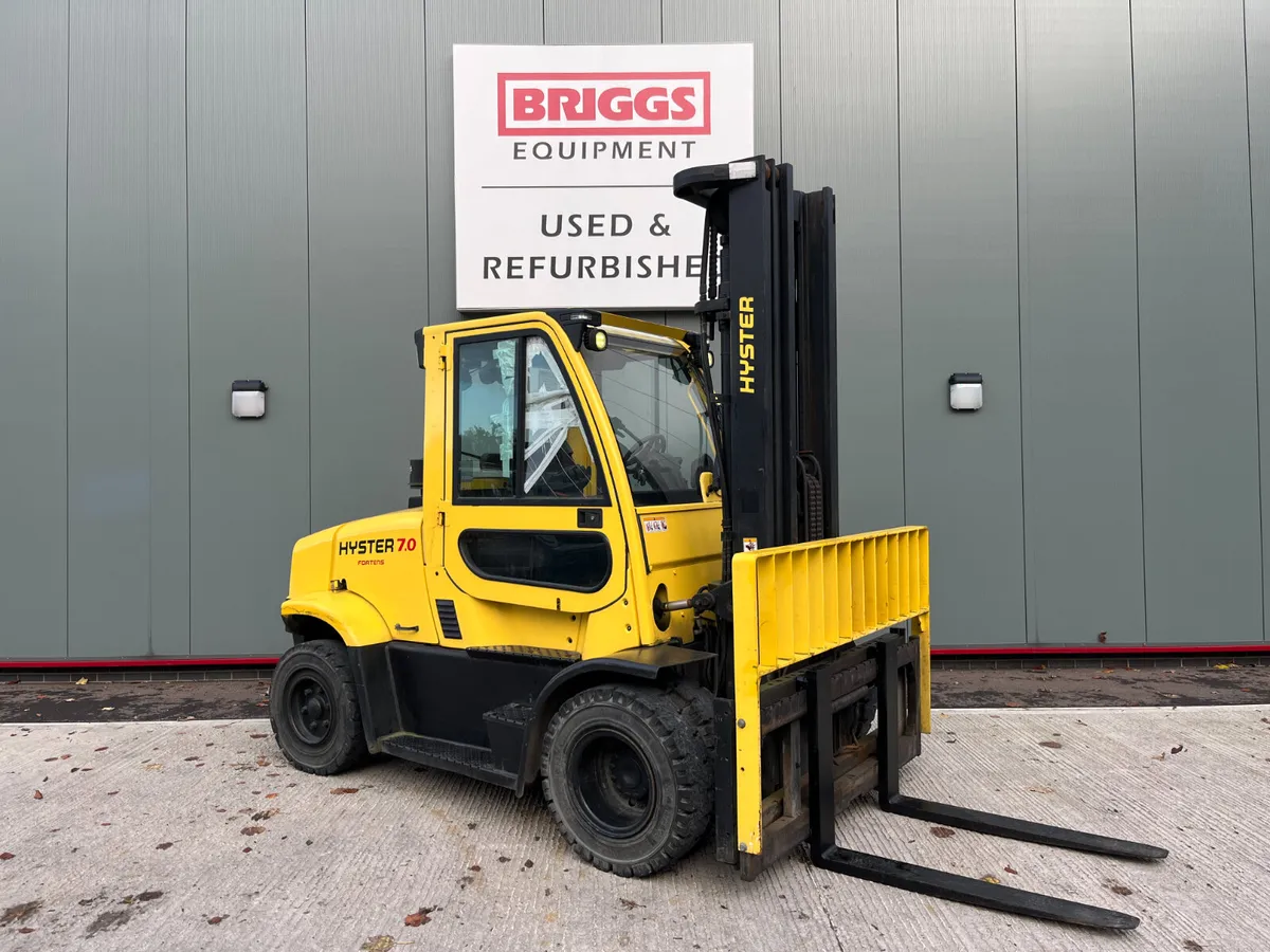 [1] 2016 Hyster H7.00FT Forklift (REF: 12917) - Image 1