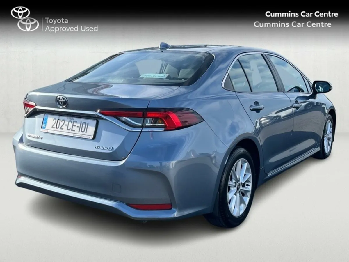 Toyota Corolla COROLLA HYBRID LUNA SAL - Image 2