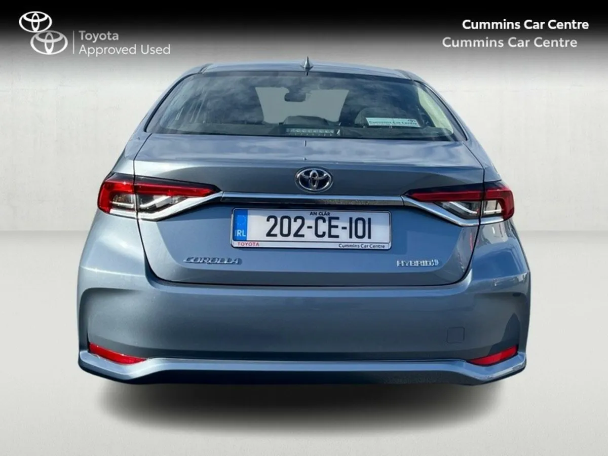 Toyota Corolla COROLLA HYBRID LUNA SAL - Image 4