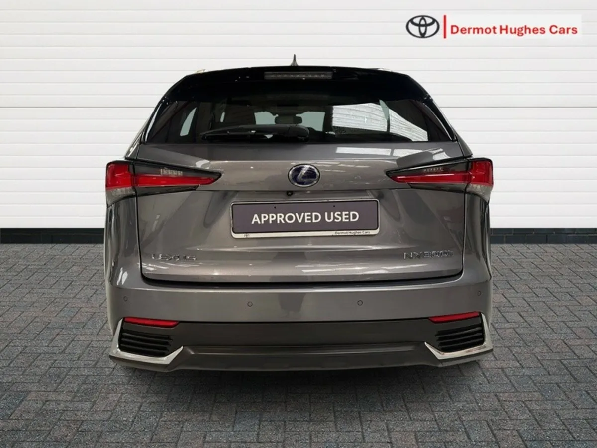 Lexus NX DYNAMICS FWD 4DR AUTO NX300H - Image 4