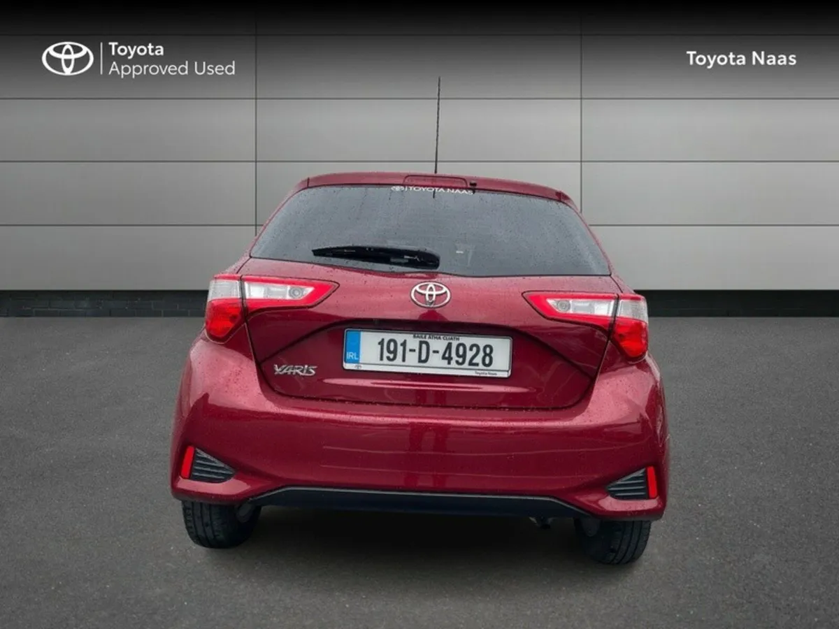 Toyota Yaris 1.0L MANUAL - Image 4