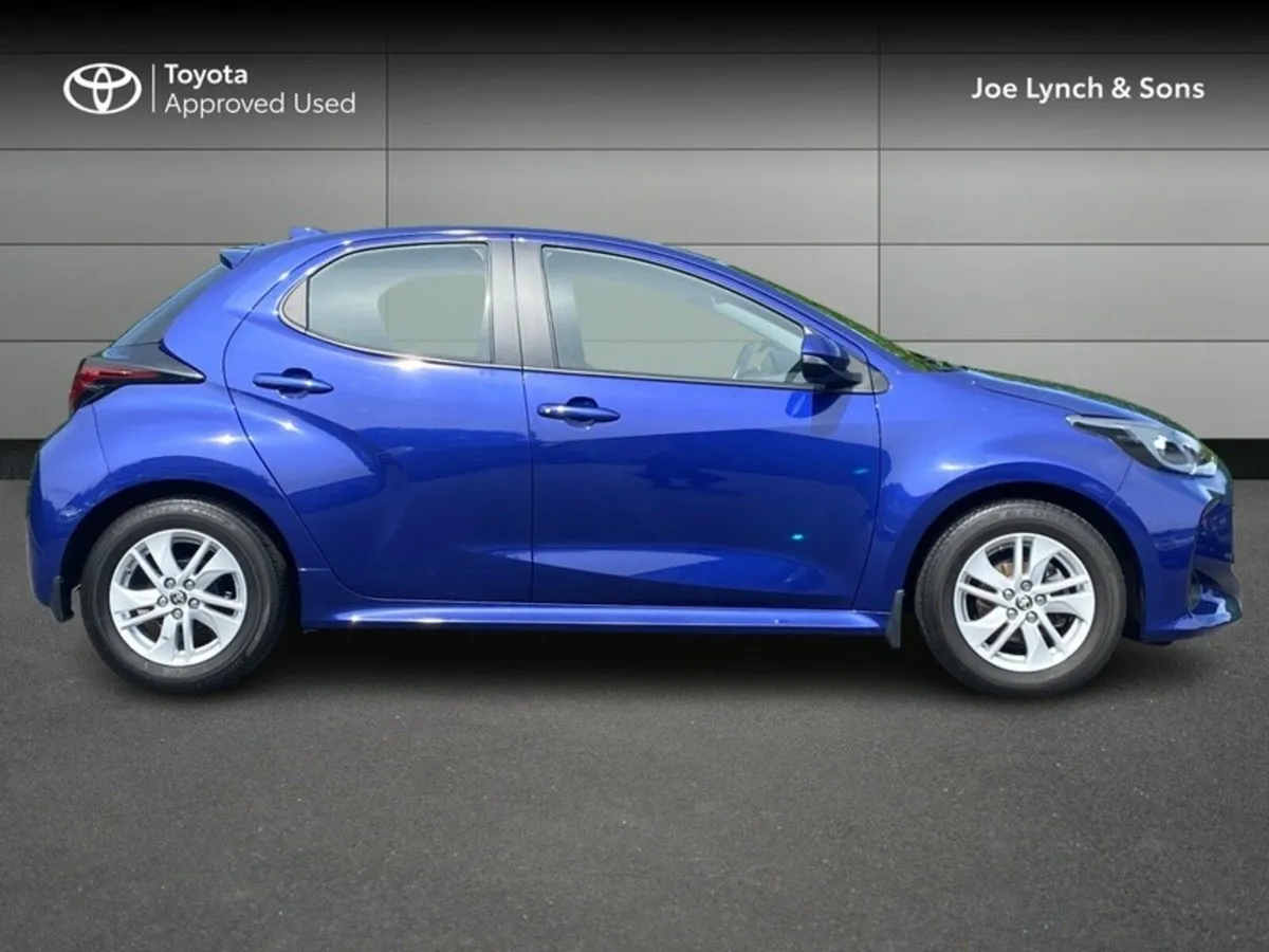 Toyota Yaris YARIS 1.0 LUNA - Image 3