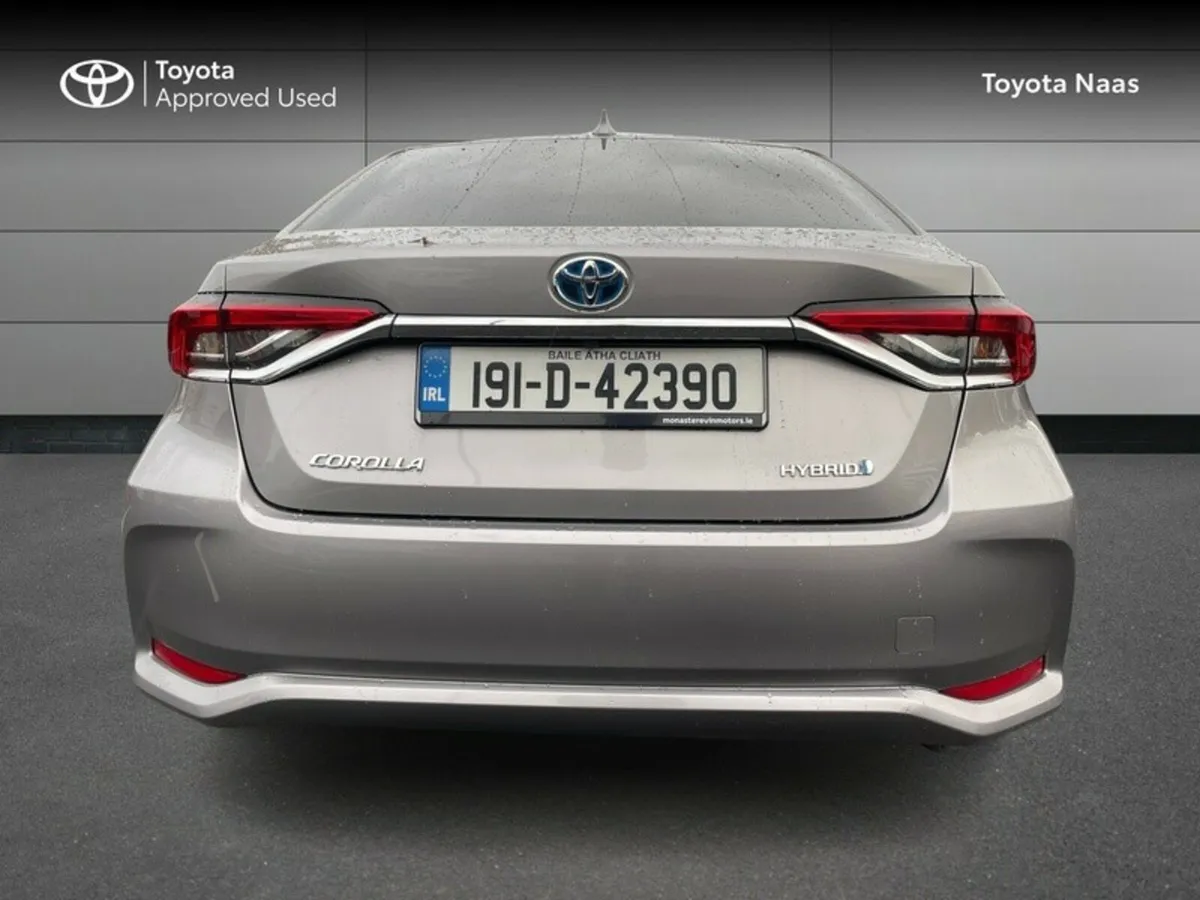 Toyota Corolla COROLLA HYB LUNA SPORT SA - Image 4