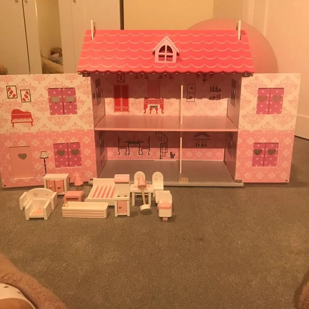 Wooden Dollhouse with Furniture in perfect condition - Image 3