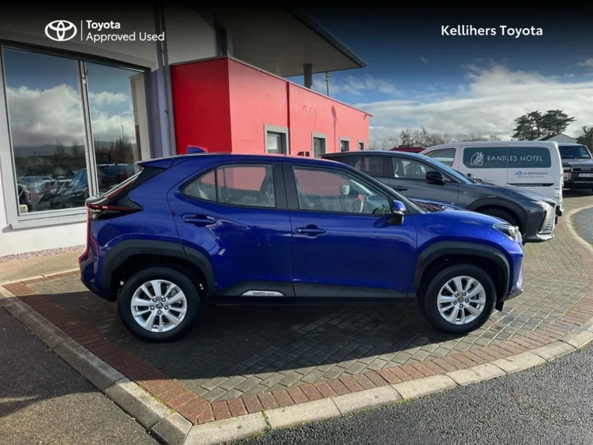 Toyota Yaris Cross ICON - Image 3