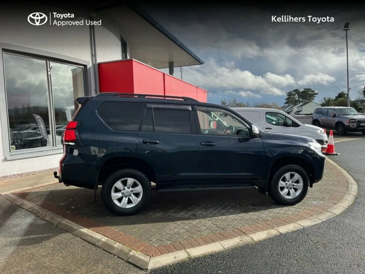 Toyota Land Cruiser LAND CRUISER LWB COMM - Image 3