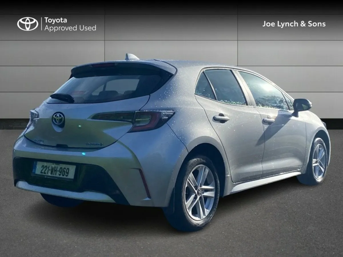 Toyota Corolla COROLLA HYBRID LUNA H/B - Image 2