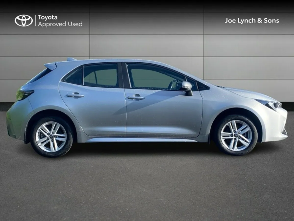 Toyota Corolla COROLLA HYBRID LUNA H/B - Image 3