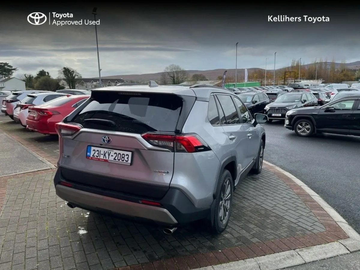 Toyota RAV4 HYBRID ELECTRIC SOL - Image 2
