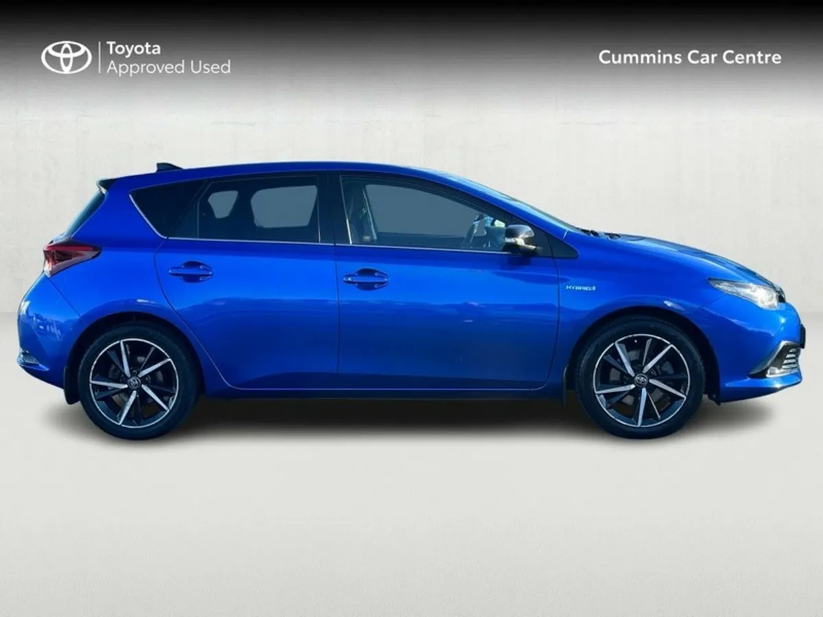 Toyota Auris AURIS HYBRID LUNA SPORT - Image 3