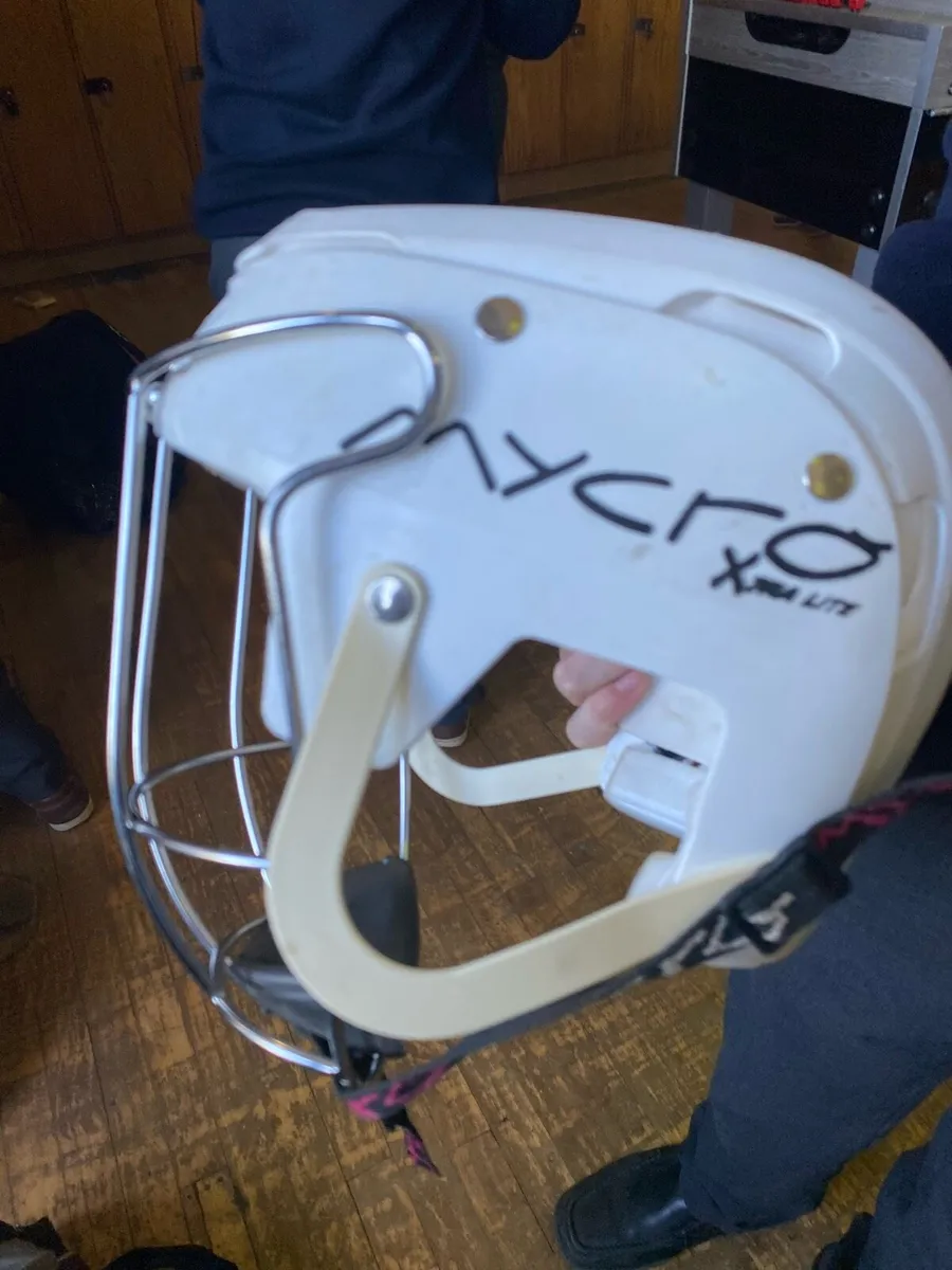 Mycro helmet - Image 3