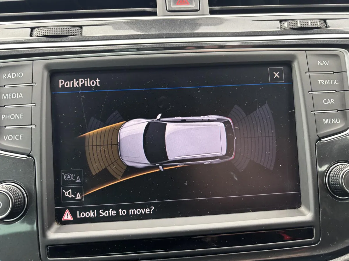 2017 Volkswagen Tiguan 2.0TDI - Image 4