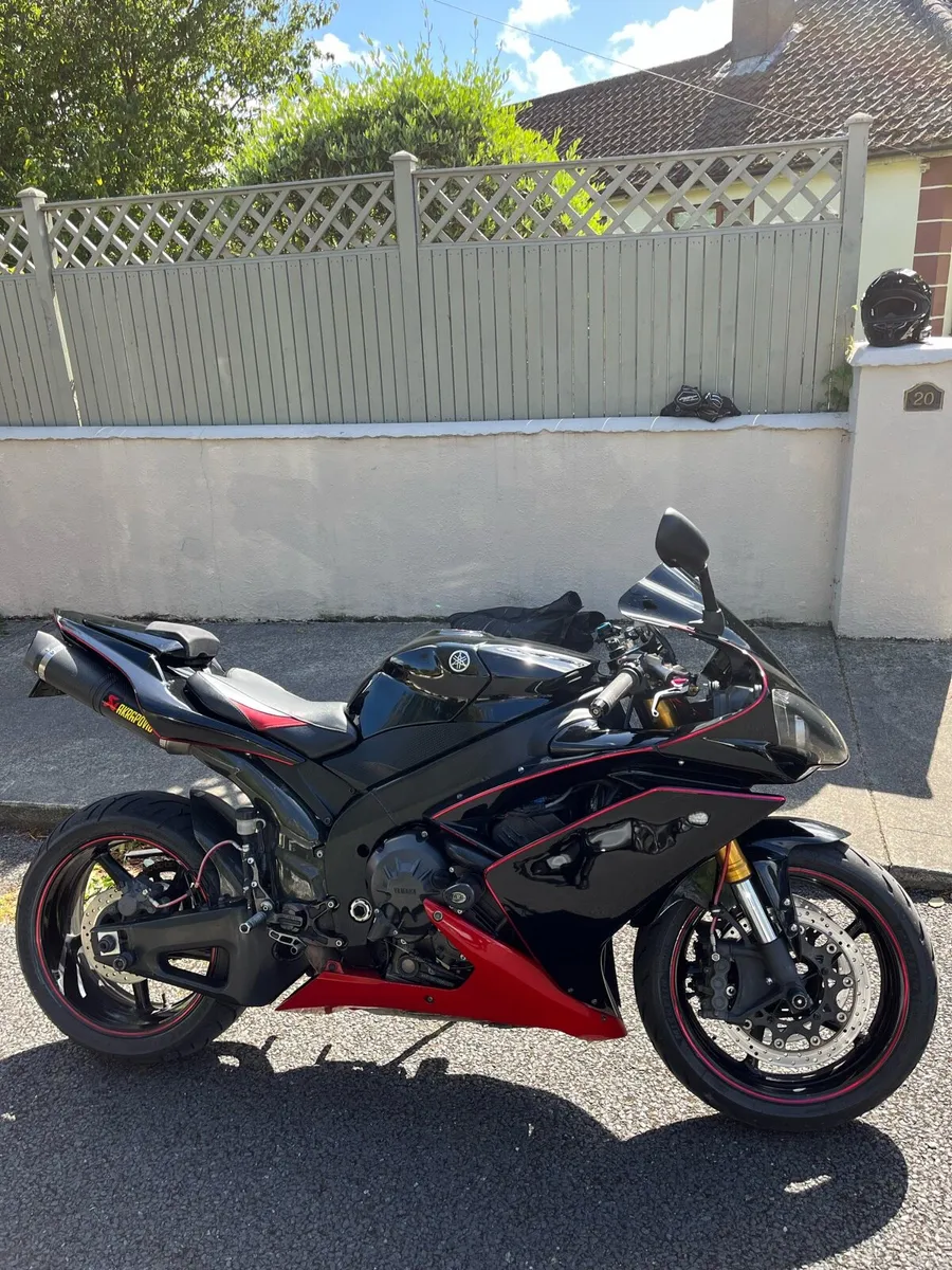 Yamaha YZF R1 - Image 4