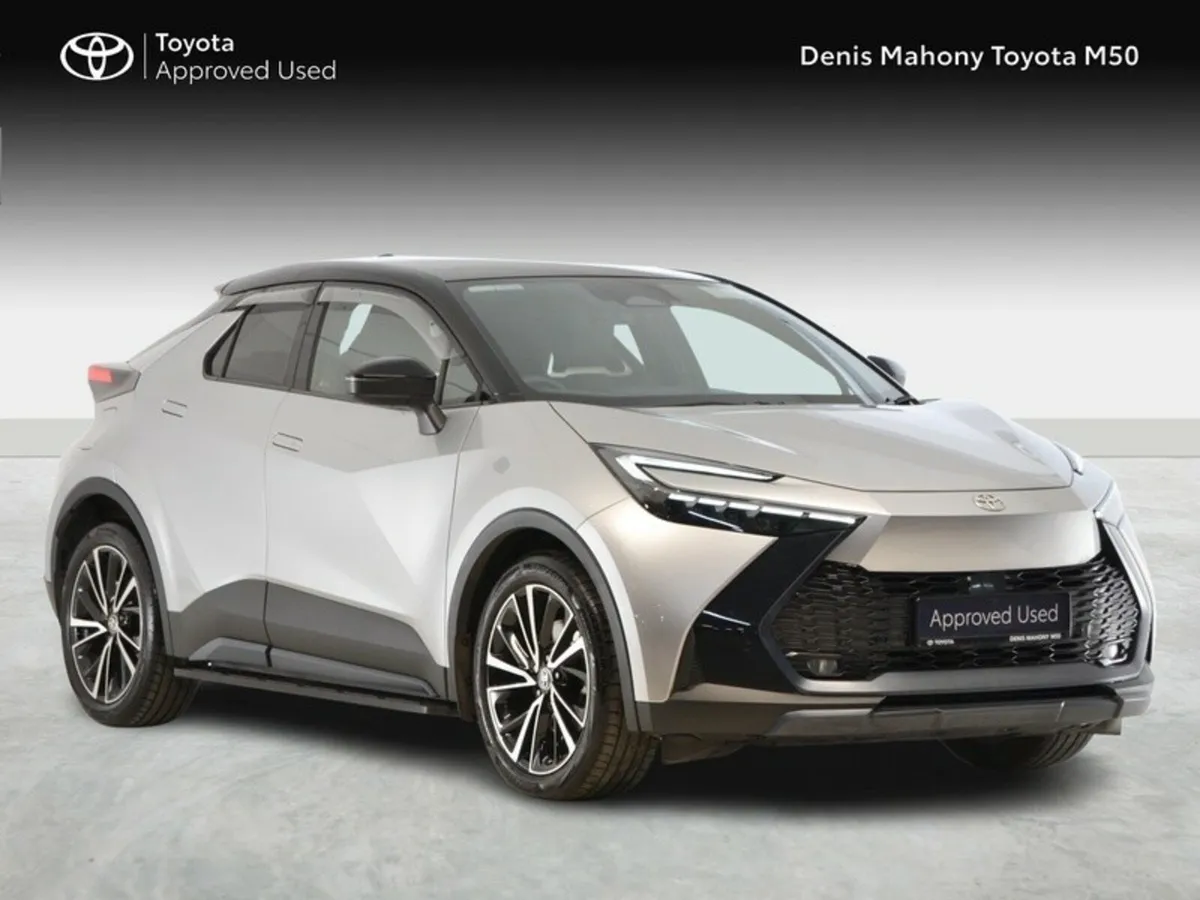 Toyota C-HR Plug-In Hybrid Sol - Image 1