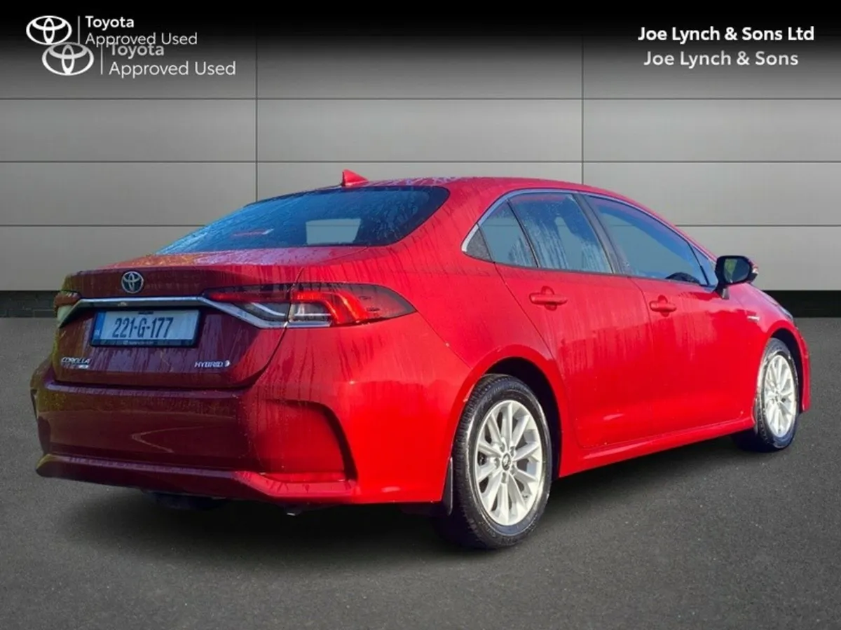 Toyota Corolla COROLLA HYB LUNA SALOON - Image 2