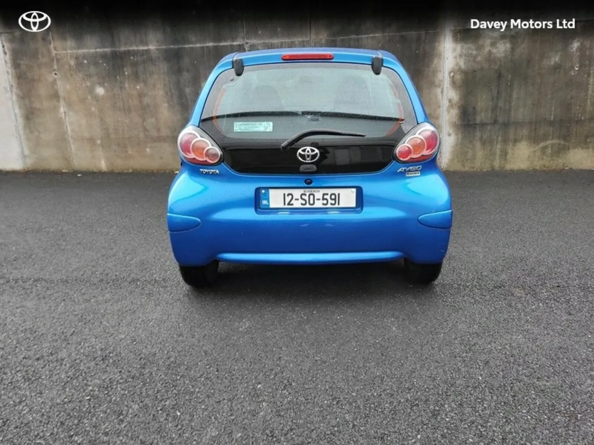 Toyota Aygo 1.0 AURA 4DR - Image 2