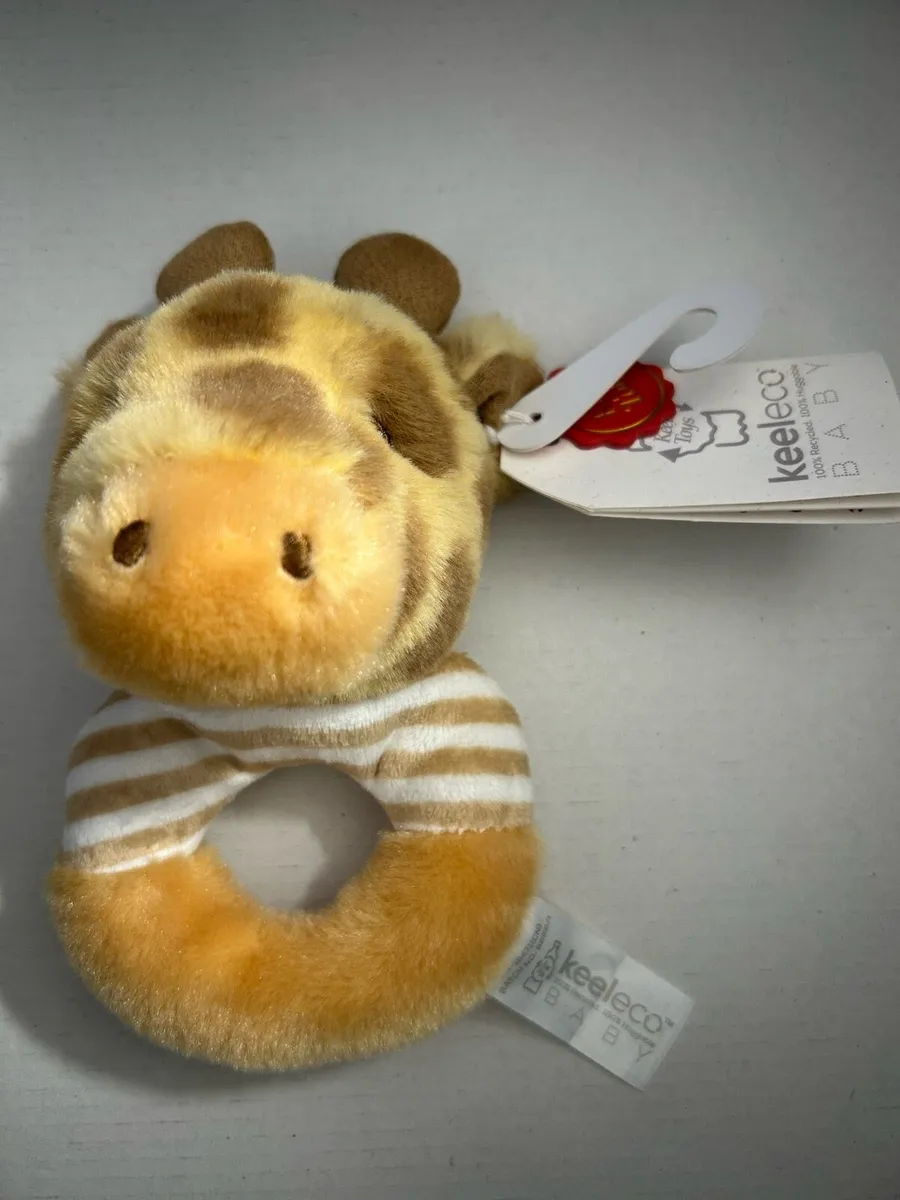 Huggy Giraffe Ring Rattle - Image 1